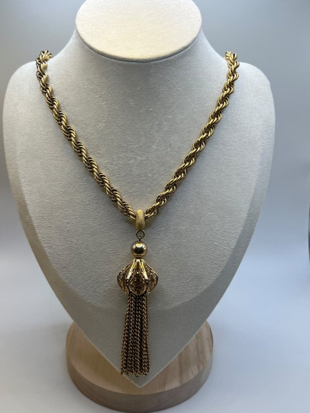 Vintage Signed Monet Gold-Tone Rope Chain Tassel Necklace 22 in